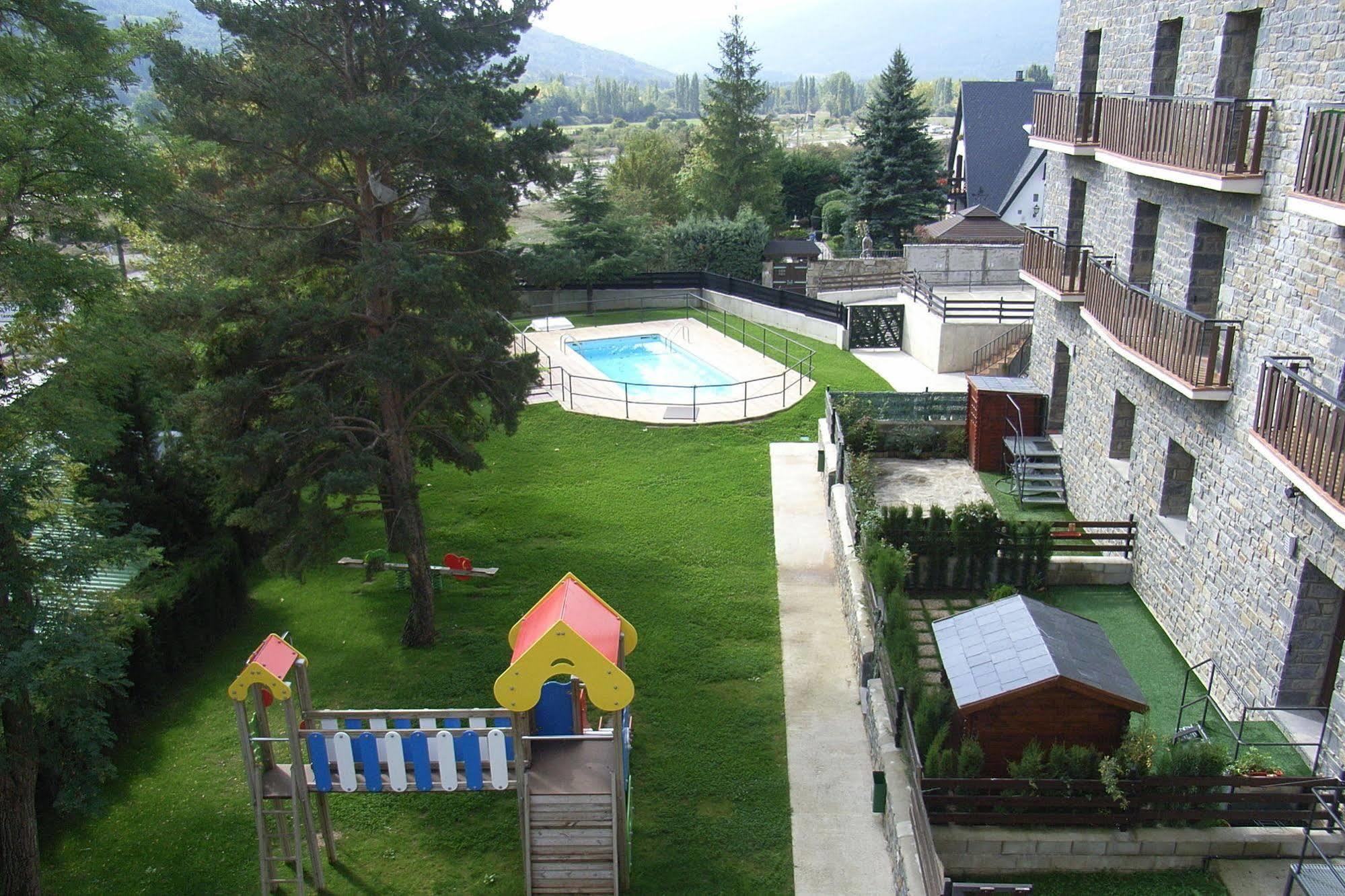 Roca Nevada Suites Вильянуа Экстерьер фото